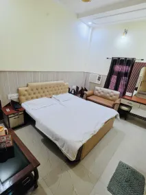 Shri Ram Hotel - Shri Ram Janambhoomi & Shri Hanuman Garhi Temple-100 Mtrs. - Chambre