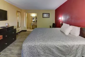 Econo Lodge Virginia Beach Town Center - Room