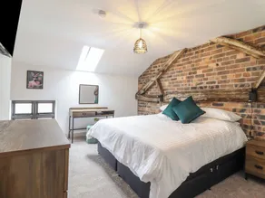 Sally's Barn - Room