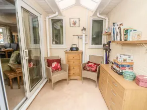 Bumble Bee Cottage - Chambre