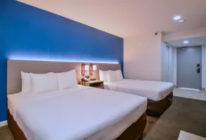 Comfort Inn & Suites Moreno Valley near March Air Reserve Base - Chambre
