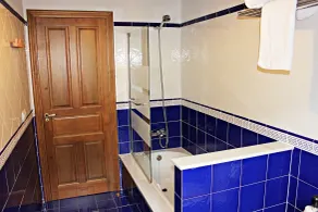 Apartamentos El Llago - Badezimmer