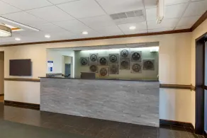 Best Western Plus South Hill Inn - Réception