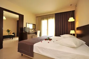 Porto Plaza Hotel - Room