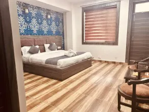 Hotel R C Regency - Chambre