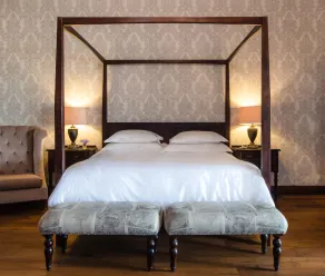 Under Oaks Guesthouse - Chambre
