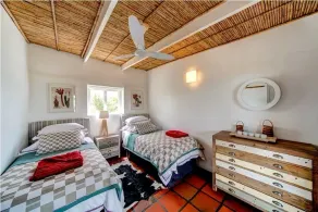 !Khwa ttu - Room