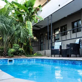 Hillside Accommodation - Pool