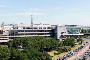 AC Hotel Paris Porte Maillot by Marriott - Vue de la chambre