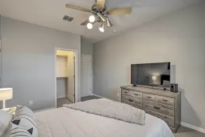 Spacious & Modern Surprise Home w/ Pool! - Innenbereich