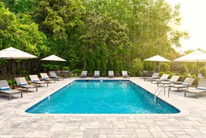 Greyfinch Chatham Inn - Piscine