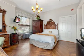 DeBary Inn - Chambre