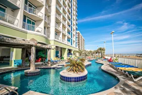 Towers On The Grove - Pool