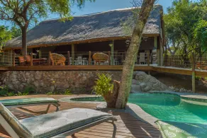 Panzi Lodge - Pool