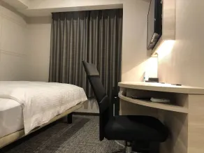 Smile Hotel Osaka Nakanoshima - Room