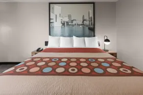 Super 8 by Wyndham Kent/Akron Area - Chambre