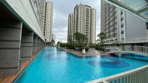 Comfortable And Elegant Studio At Pacific Garden Apartment - Piscina