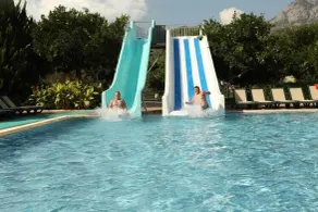 Viking Garden Hotel - Piscina