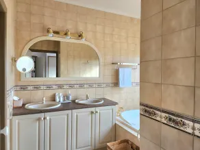 Cape Schanck Golf and Ocean Views Holiday Villa - Bathroom