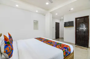 Fabhotel Grand Hazra Inn - Room