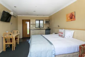 Blenheim Spa Motor Lodge - Chambre