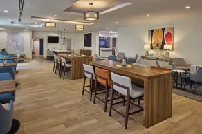 Holiday Inn Express & Suites Charleston DWTN - Medical CTR by IHG - Restaurant