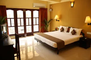The Ocean Park Beach Resort - Room