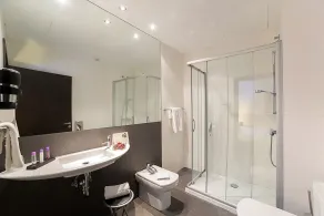Hotel Dolarea - Bathroom