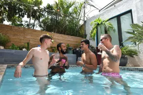 Coqui del Mar Guest House - Piscina