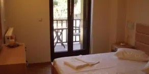 Your Gorge-side Getaway Modern Villas, Natural Beauty - Rom