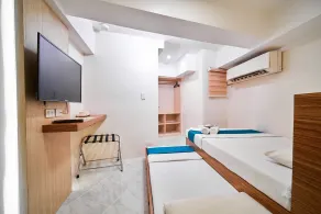 Circuit Hostel - Chambre