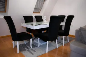 Penevski's Place in Strumica - Wohnbereich