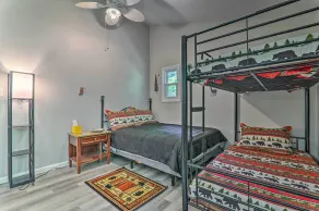 Fire Pit & Community Perks: Blakeslee Cottage! - Interiör