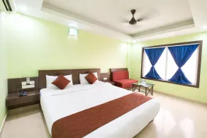 Hotel Deep Ganga Puri - Room