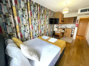 Portobello Road Artistic Studios - Room