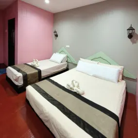 OYO 91133 HOTEL KPJ - Værelse