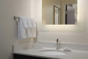 SpringHill Suites Dallas Addison/Quorum Drive - Salle de bain