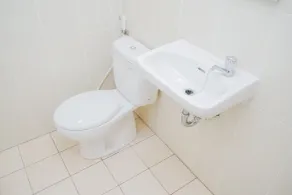 Cozy Living Studio Apartment M-Town Residence - Bathroom