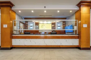紐瓦克自由國際機場行政套房飯店卡特雷特 (EWR) - 接待櫃台
