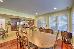 Cape May Getaway w/ Private Deck & Hot Tub! - Interiör