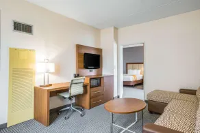 Quality Suites Lansing West - Chambre