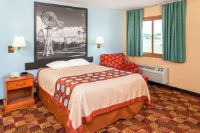 Super 8 by Wyndham Shipshewana - Chambre