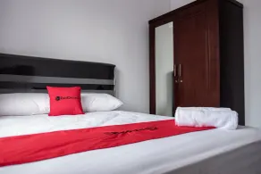 RedDoorz near Supermall Karawaci 2 - Chambre