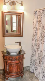 Arts Inn - Bathroom