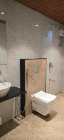 Vistara Residency - Bathroom
