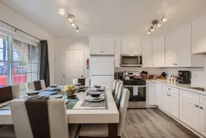 NEW - Awesome 6BR - 15 Min To Beach - Privat køkken