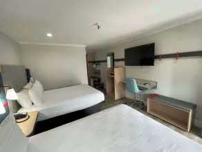 The Midtowner Hotel, SureStay Collection by Best Western - Chambre