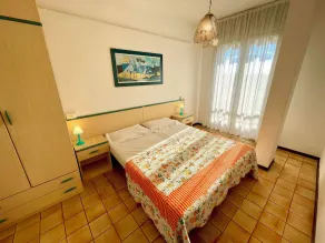 Flat with excellent location - Zimmer