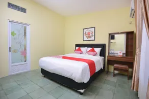 RedDoorz Syariah at Omah Pathok Malioboro - Room