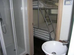 Offer of Wonderful sea Beach Apartment on the Paradisiac Island With Wifi - Bathroom